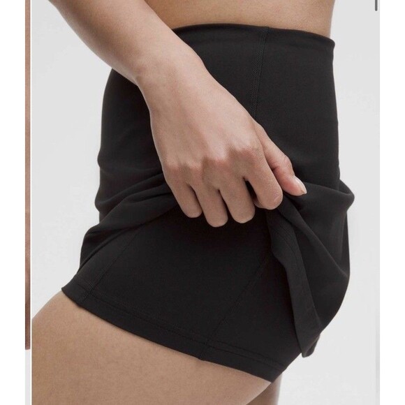 Lululemon Nulu Bow-Detail Mini Skirt Balletcore Skort Black Women's Small NWT - Picture 3 of 5